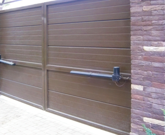 Автоматика для распашных ворот в Ахтырске