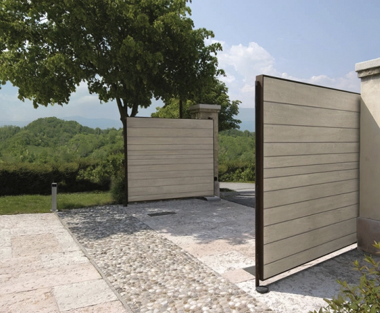 Въездные ворота в Ахтырске